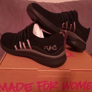 RYKA Ladies walking shoe